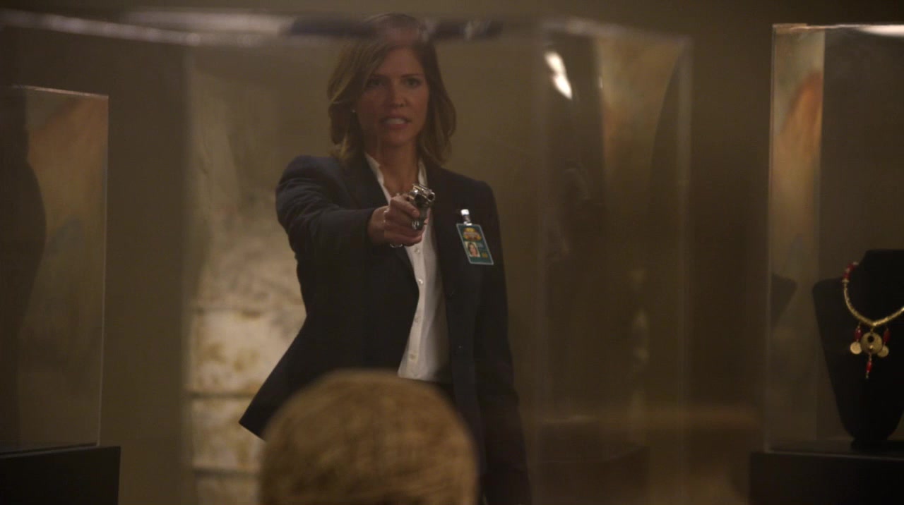 1x03 And The Horns Of A Dilemma Screencaps Librarians 0188 Tricia Helfer Fan Gallery 